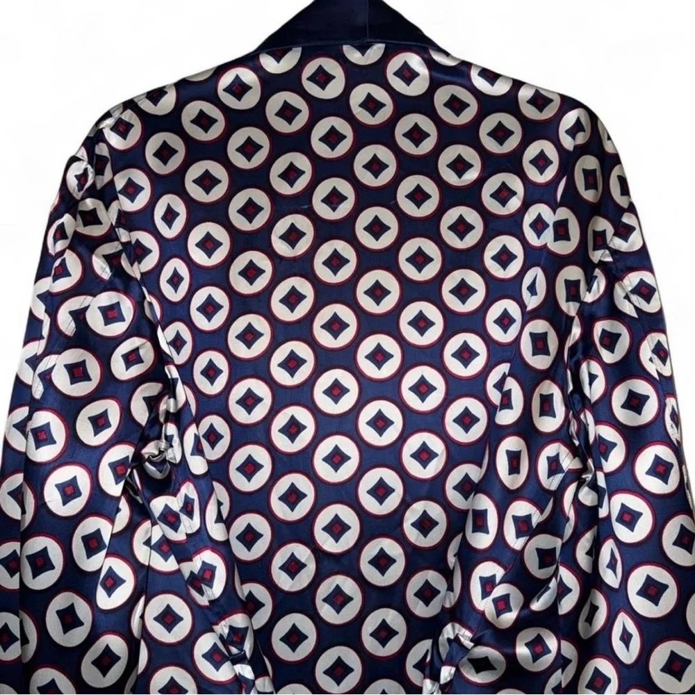 Vintage blue geometric print smoking jacket